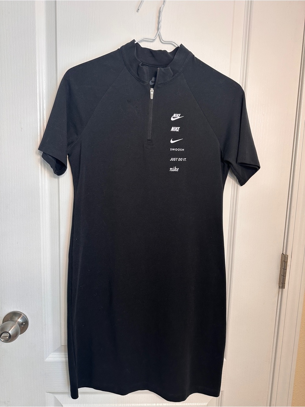 Nike Women’s Black Swoosh T-Shirt Dress Just Do It Size M